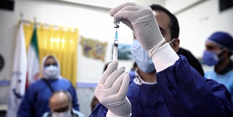 آغاز تزریق دز سوم واکسن کرونا به افراد بالای ۱۸ سال در گیلان
