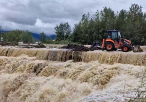 راه ارتباطی چند روستای شهرستان سیاهکل و لاهیجان مسدود شد