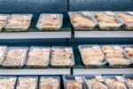 ۲۸۳ پرونده تخلف در حوزه مرغ گرم تشکیل شد