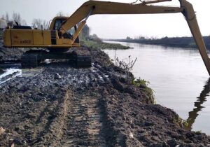 پیشرفت ۲۰ درصدی لایروبی ۵۰۰ هکتار از آب بندانهای گیلان