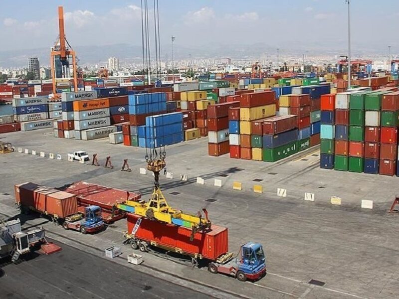 افزایش ۳۳ درصدی صادرات قطعی از گمرکات گیلان
