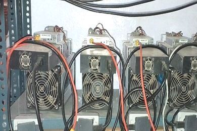 کشف و توقیف ۷ دستگاه ماینر غیرمجاز در بندرانزلی