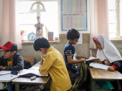 هیچ کودکی نباید از تحصیل باز بماند