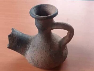 ‌ کشف شی‌ء سفالی دوران قاجار در رودسر