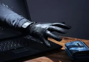 کلاهبردار ۱۷ ساله صومعه سرایی در دام پلیس