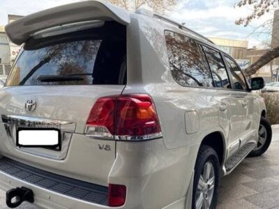 لندکروز قاچاق در رودسر توقیف شد