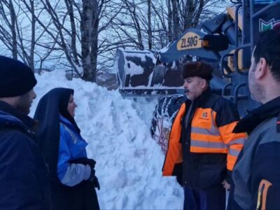 کولاک و بهمن بازگشایی مسیرهای کوهستانی را کند کرده است