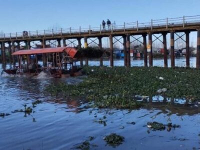 پل فرسوده نهنگ‌روگا بندرانزلی جمع‌آوری می‌شود